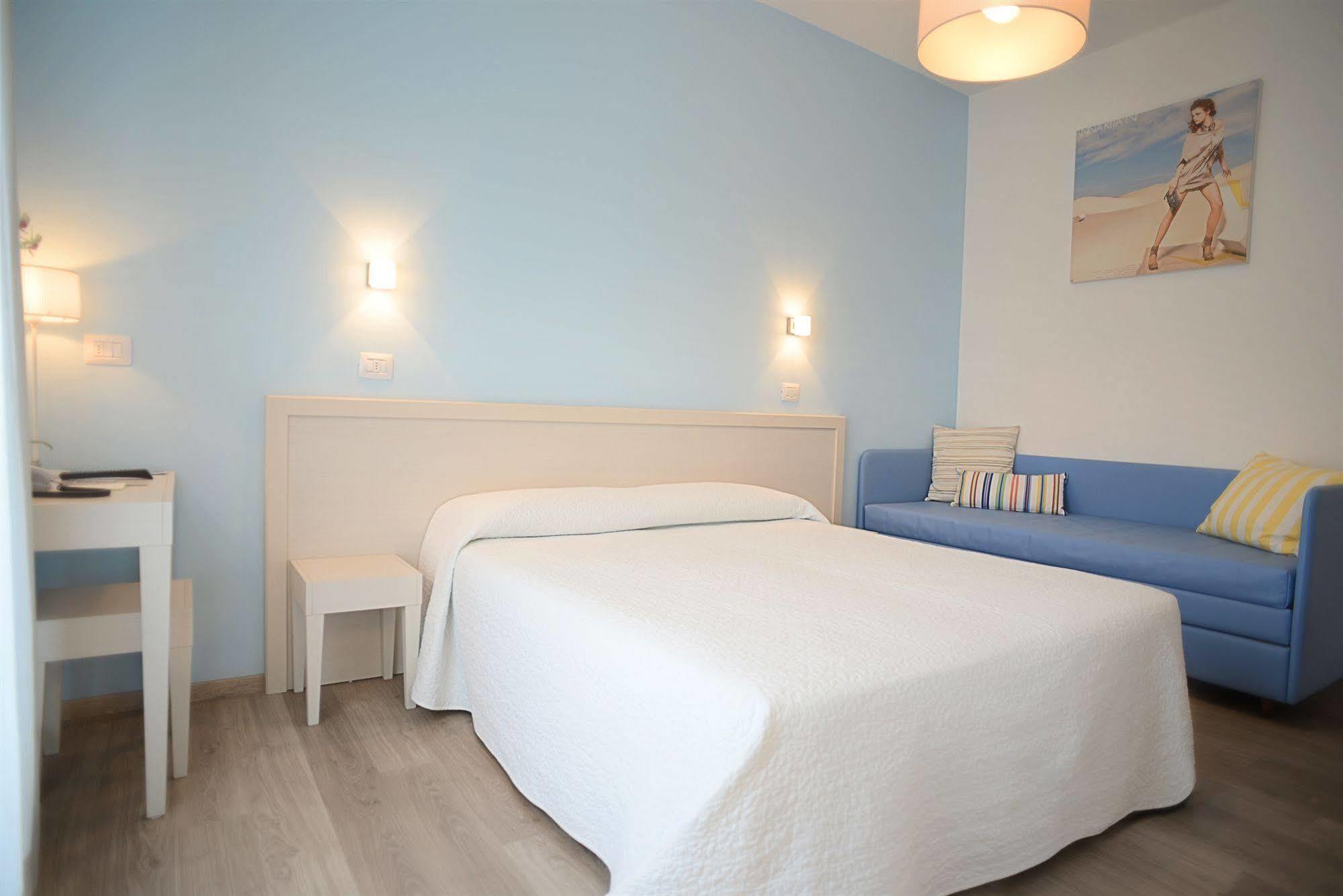 Maree Hotel Cesenatico Ngoại thất bức ảnh