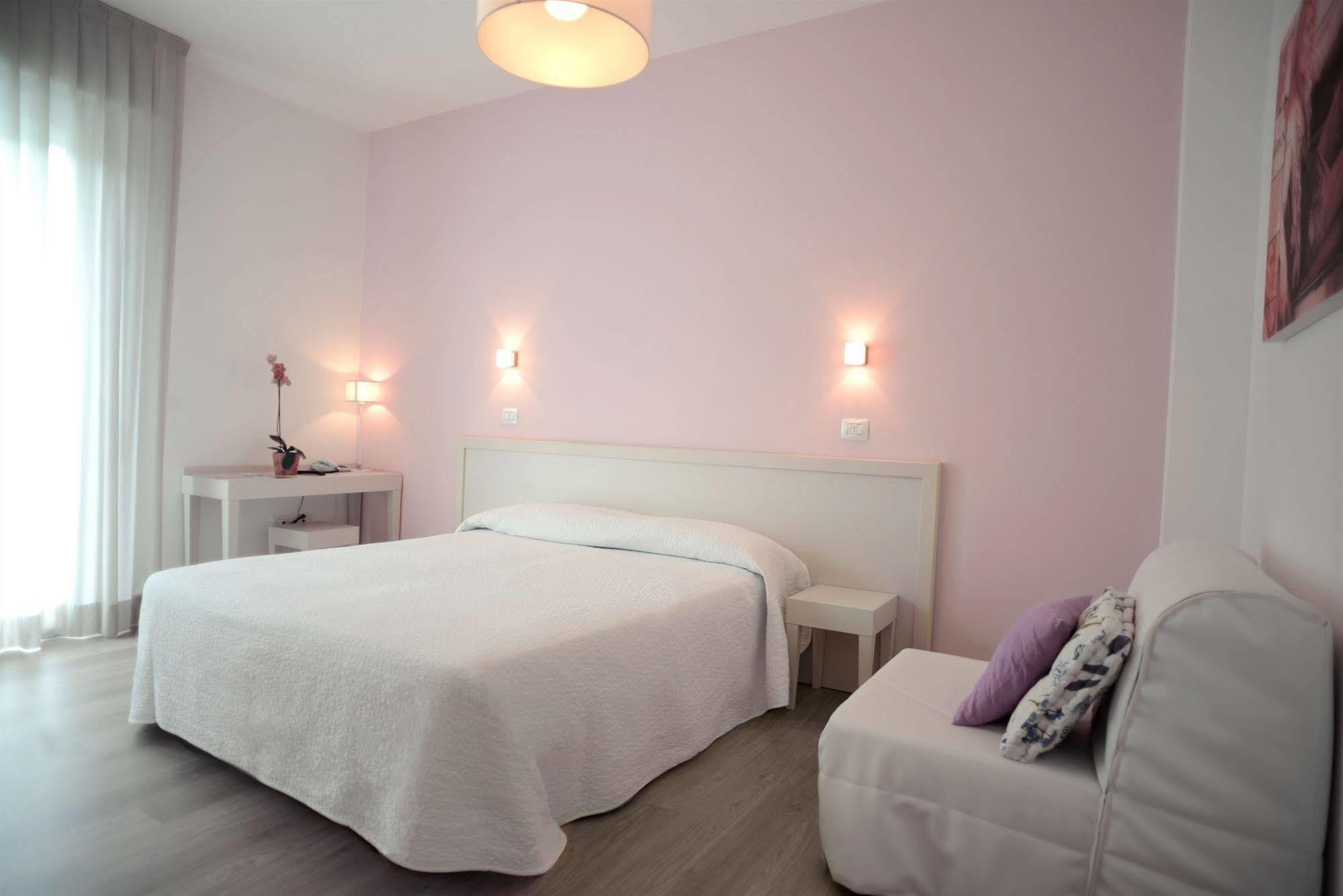 Maree Hotel Cesenatico Ngoại thất bức ảnh